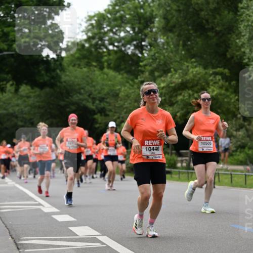 15.06.2025 - REWE Women's Run Dr. Thomas Lammeyer http://msf.ph/oto/7936626 15.06.2025 09:19:29 Laufen 10505, 10440 meine-sportfotos.de