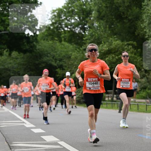 15.06.2025 - REWE Women's Run Dr. Thomas Lammeyer http://msf.ph/oto/7936633 15.06.2025 09:19:29 Laufen 10440, 10171, 10505 meine-sportfotos.de