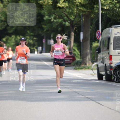 15.06.2025 - REWE Women's Run Jannik Wohlers http://msf.ph/oto/7936653 15.06.2025 08:42:50 Laufen 10200, 10861 meine-sportfotos.de