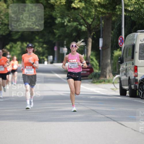 15.06.2025 - REWE Women's Run Jannik Wohlers http://msf.ph/oto/7936661 15.06.2025 08:42:50 Laufen 10200, 10861 meine-sportfotos.de