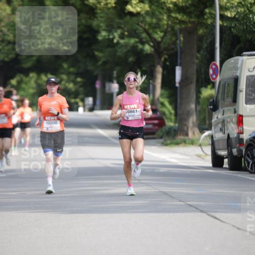 15.06.2025 - REWE Women's Run Jannik Wohlers http://msf.ph/oto/7936665 15.06.2025 08:42:50 Laufen 10200, 10861 meine-sportfotos.de