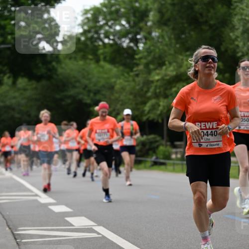 15.06.2025 - REWE Women's Run Dr. Thomas Lammeyer http://msf.ph/oto/7936668 15.06.2025 09:19:30 Laufen 0440, 050 meine-sportfotos.de