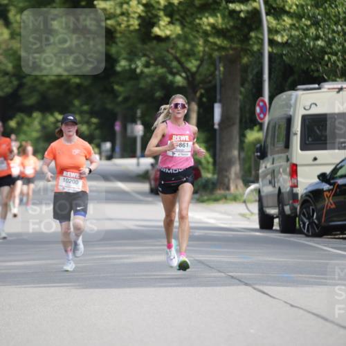 15.06.2025 - REWE Women's Run Jannik Wohlers http://msf.ph/oto/7936697 15.06.2025 08:42:51 Laufen 861, 10200 meine-sportfotos.de