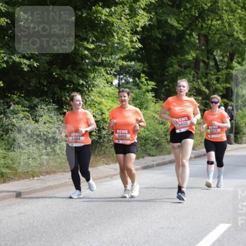 15.06.2025 - REWE Women's Run Jannik Wohlers http://msf.ph/oto/7936722 15.06.2025 10:13:38 Laufen 5605, 5577, 395, 5494, 5493 meine-sportfotos.de
