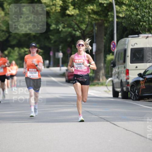 15.06.2025 - REWE Women's Run Jannik Wohlers http://msf.ph/oto/7936725 15.06.2025 08:42:52 Laufen 10200, 10861 meine-sportfotos.de