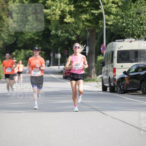 15.06.2025 - REWE Women's Run Jannik Wohlers http://msf.ph/oto/7936734 15.06.2025 08:42:52 Laufen 10200, 0861 meine-sportfotos.de