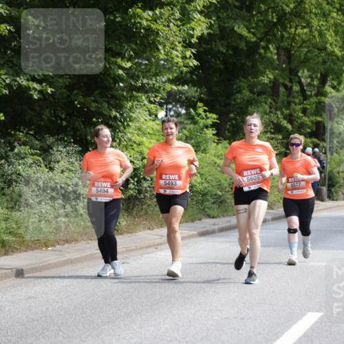 15.06.2025 - REWE Women's Run Jannik Wohlers http://msf.ph/oto/7936736 15.06.2025 10:13:38 Laufen 5493, 5494, 5605, 5577, 5395 meine-sportfotos.de