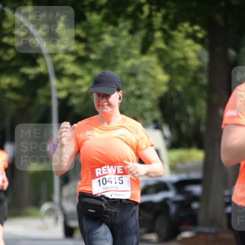 15.06.2025 - REWE Women's Run Jannik Wohlers http://msf.ph/oto/7936746 15.06.2025 09:54:42 Laufen 10415 meine-sportfotos.de