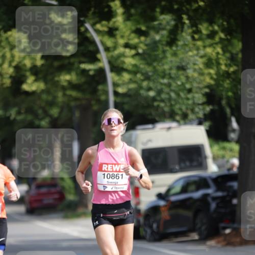 15.06.2025 - REWE Women's Run Jannik Wohlers http://msf.ph/oto/7936756 15.06.2025 08:42:53 Laufen 10861 meine-sportfotos.de