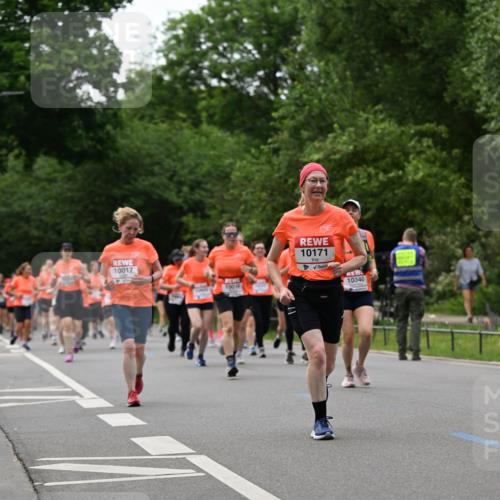 15.06.2025 - REWE Women's Run Dr. Thomas Lammeyer http://msf.ph/oto/7936760 15.06.2025 09:19:32 Laufen 10017, 10171 meine-sportfotos.de
