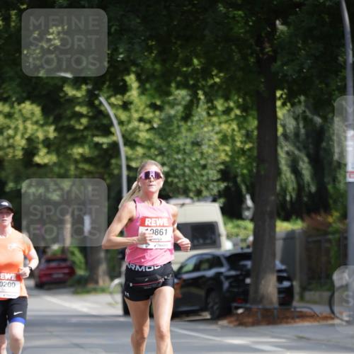 15.06.2025 - REWE Women's Run Jannik Wohlers http://msf.ph/oto/7936800 15.06.2025 08:42:54 Laufen 0861, 0200 meine-sportfotos.de