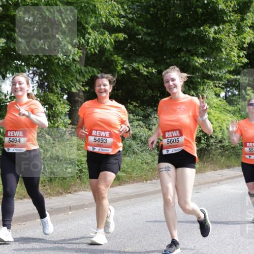 15.06.2025 - REWE Women's Run Jannik Wohlers http://msf.ph/oto/7936821 15.06.2025 10:13:41 Laufen 5494, 5493, 5605, 5577 meine-sportfotos.de