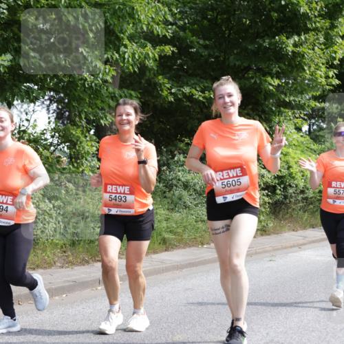 15.06.2025 - REWE Women's Run Jannik Wohlers http://msf.ph/oto/7936840 15.06.2025 10:13:41 Laufen 5494, 5493, 5605, 5577 meine-sportfotos.de