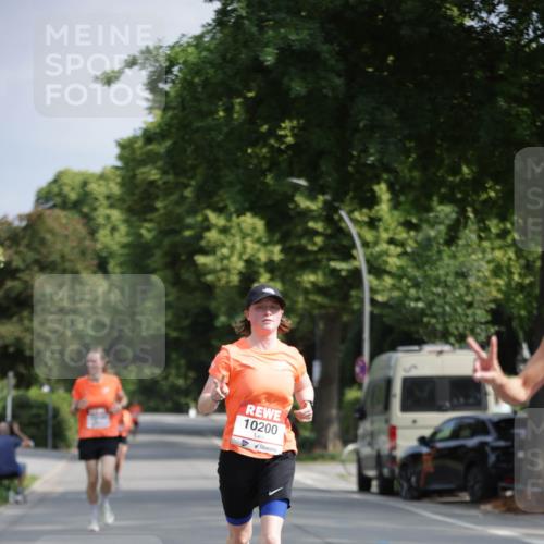15.06.2025 - REWE Women's Run Jannik Wohlers http://msf.ph/oto/7936862 15.06.2025 08:42:55 Laufen 10200 meine-sportfotos.de