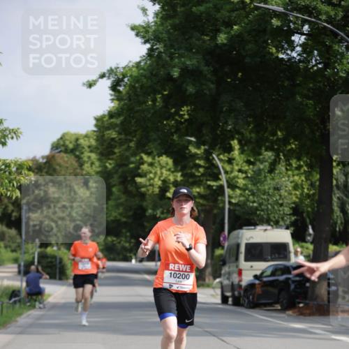 15.06.2025 - REWE Women's Run Jannik Wohlers http://msf.ph/oto/7936879 15.06.2025 08:42:56 Laufen 10200 meine-sportfotos.de