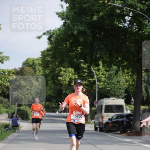 15.06.2025 - REWE Women's Run Jannik Wohlers http://msf.ph/oto/7936882 15.06.2025 08:42:56 Laufen 10200 meine-sportfotos.de