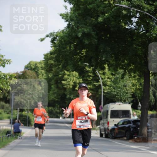 15.06.2025 - REWE Women's Run Jannik Wohlers http://msf.ph/oto/7936886 15.06.2025 08:42:56 Laufen 10200 meine-sportfotos.de