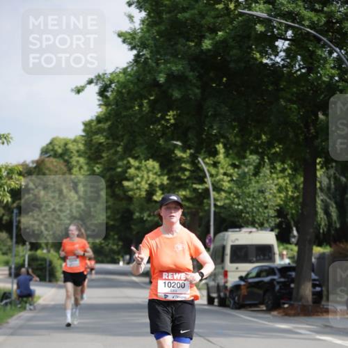 15.06.2025 - REWE Women's Run Jannik Wohlers http://msf.ph/oto/7936895 15.06.2025 08:42:56 Laufen 10200 meine-sportfotos.de