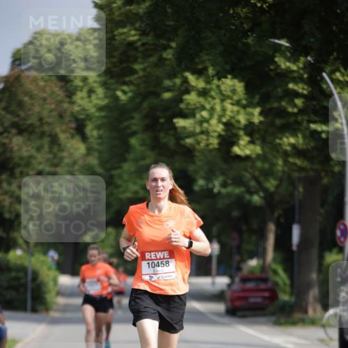 15.06.2025 - REWE Women's Run Jannik Wohlers http://msf.ph/oto/7936919 15.06.2025 08:42:58 Laufen 10458 meine-sportfotos.de