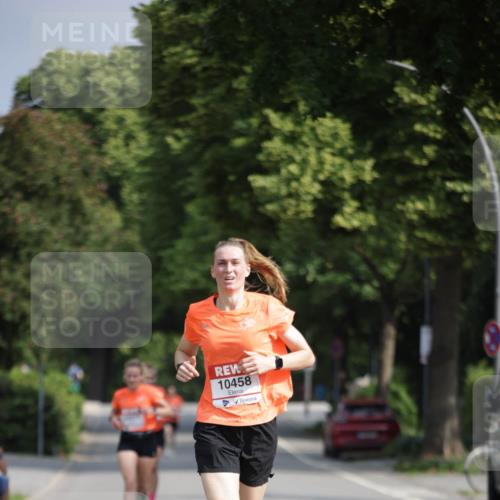 15.06.2025 - REWE Women's Run Jannik Wohlers http://msf.ph/oto/7936925 15.06.2025 08:42:58 Laufen 10458 meine-sportfotos.de