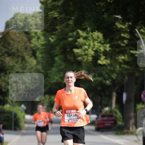 15.06.2025 - REWE Women's Run Jannik Wohlers http://msf.ph/oto/7936934 15.06.2025 08:42:58 Laufen 10458 meine-sportfotos.de