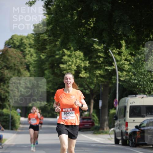15.06.2025 - REWE Women's Run Jannik Wohlers http://msf.ph/oto/7936965 15.06.2025 08:42:59 Laufen 10458 meine-sportfotos.de