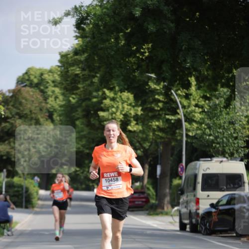 15.06.2025 - REWE Women's Run Jannik Wohlers http://msf.ph/oto/7936971 15.06.2025 08:42:59 Laufen 10458 meine-sportfotos.de