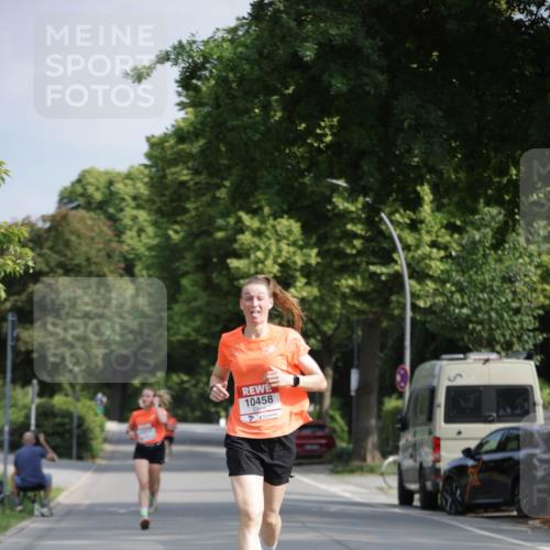 15.06.2025 - REWE Women's Run Jannik Wohlers http://msf.ph/oto/7936973 15.06.2025 08:42:59 Laufen 10458 meine-sportfotos.de