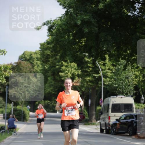 15.06.2025 - REWE Women's Run Jannik Wohlers http://msf.ph/oto/7936987 15.06.2025 08:42:59 Laufen 10458 meine-sportfotos.de
