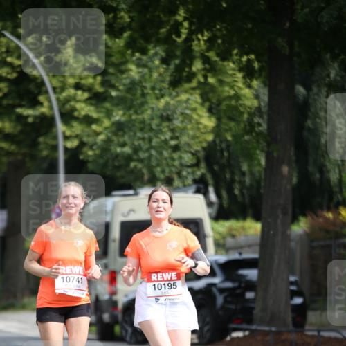 15.06.2025 - REWE Women's Run Jannik Wohlers http://msf.ph/oto/7936993 15.06.2025 09:54:58 Laufen 10741, 10195 meine-sportfotos.de