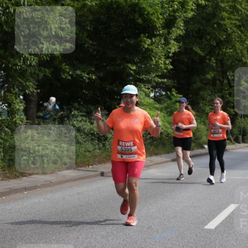15.06.2025 - REWE Women's Run Jannik Wohlers http://msf.ph/oto/7937000 15.06.2025 10:13:47 Laufen 5395, 5570 meine-sportfotos.de