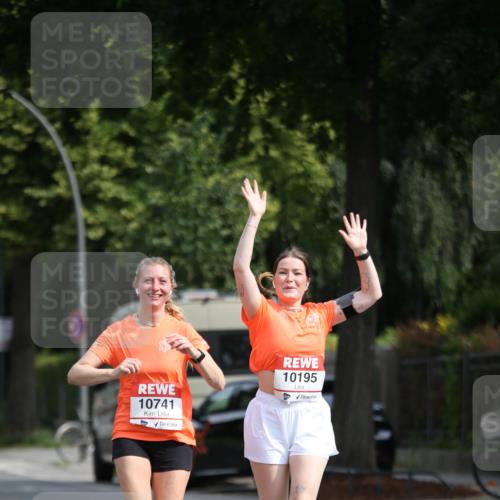 15.06.2025 - REWE Women's Run Jannik Wohlers http://msf.ph/oto/7937054 15.06.2025 09:54:59 Laufen 10741, 10195 meine-sportfotos.de