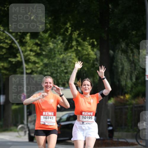 15.06.2025 - REWE Women's Run Jannik Wohlers http://msf.ph/oto/7937064 15.06.2025 09:54:59 Laufen 10741, 10195 meine-sportfotos.de
