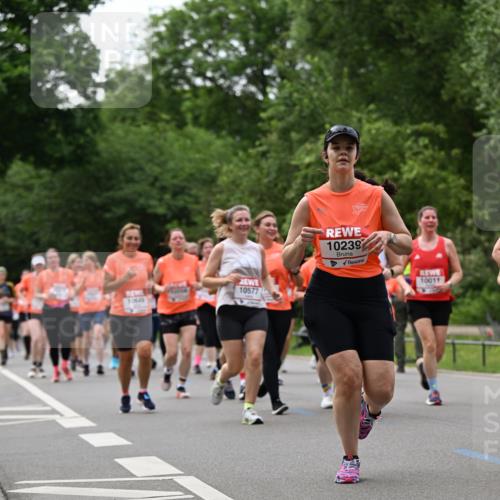 15.06.2025 - REWE Women's Run Dr. Thomas Lammeyer http://msf.ph/oto/7937066 15.06.2025 09:19:38 Laufen 10577, 10239, 10011 meine-sportfotos.de