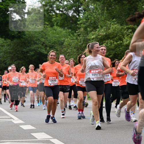 15.06.2025 - REWE Women's Run Dr. Thomas Lammeyer http://msf.ph/oto/7937109 15.06.2025 09:19:39 Laufen 10577, 744, 44, 10649, 103, 10314 meine-sportfotos.de