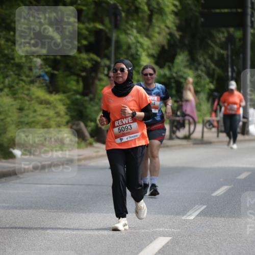15.06.2025 - REWE Women's Run Jannik Wohlers http://msf.ph/oto/7937117 15.06.2025 10:13:51 Laufen 5093, 34 meine-sportfotos.de