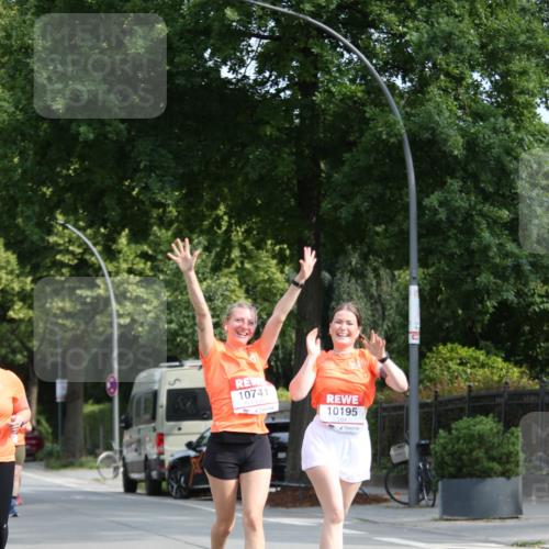 15.06.2025 - REWE Women's Run Jannik Wohlers http://msf.ph/oto/7937144 15.06.2025 09:55:00 Laufen 10741, 10195 meine-sportfotos.de