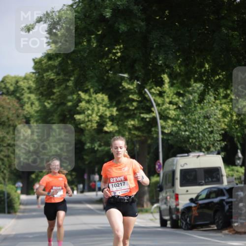 15.06.2025 - REWE Women's Run Jannik Wohlers http://msf.ph/oto/7937171 15.06.2025 08:43:04 Laufen 10217 meine-sportfotos.de