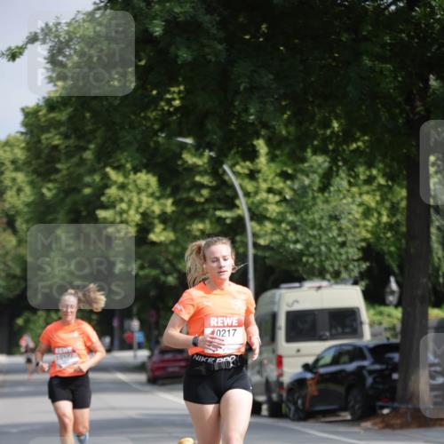 15.06.2025 - REWE Women's Run Jannik Wohlers http://msf.ph/oto/7937184 15.06.2025 08:43:04 Laufen 10177, 0217 meine-sportfotos.de