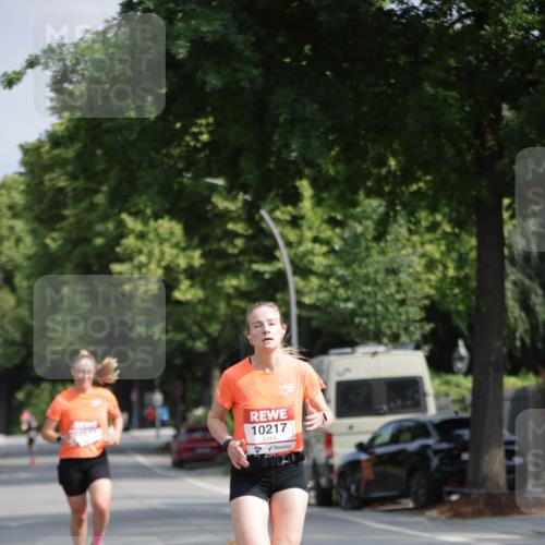 15.06.2025 - REWE Women's Run Jannik Wohlers http://msf.ph/oto/7937198 15.06.2025 08:43:04 Laufen 10217 meine-sportfotos.de