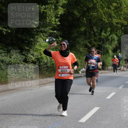 15.06.2025 - REWE Women's Run Jannik Wohlers http://msf.ph/oto/7937208 15.06.2025 10:13:55 Laufen 5093, 5384 meine-sportfotos.de