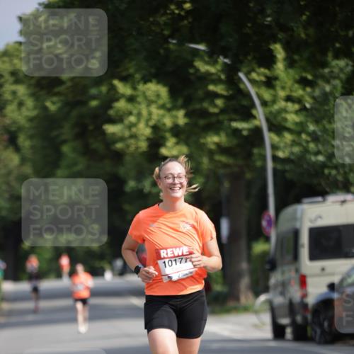 15.06.2025 - REWE Women's Run Jannik Wohlers http://msf.ph/oto/7937219 15.06.2025 08:43:06 Laufen 10177 meine-sportfotos.de