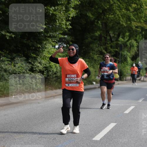 15.06.2025 - REWE Women's Run Jannik Wohlers http://msf.ph/oto/7937221 15.06.2025 10:13:55 Laufen 5093, 5384 meine-sportfotos.de
