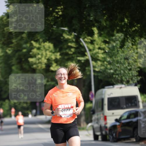 15.06.2025 - REWE Women's Run Jannik Wohlers http://msf.ph/oto/7937243 15.06.2025 08:43:06 Laufen 0177 meine-sportfotos.de