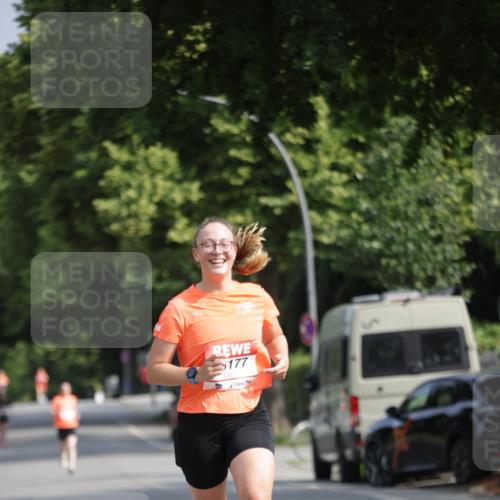 15.06.2025 - REWE Women's Run Jannik Wohlers http://msf.ph/oto/7937246 15.06.2025 08:43:07 Laufen 177 meine-sportfotos.de