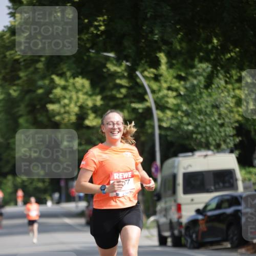 15.06.2025 - REWE Women's Run Jannik Wohlers http://msf.ph/oto/7937249 15.06.2025 08:43:07 Laufen  meine-sportfotos.de