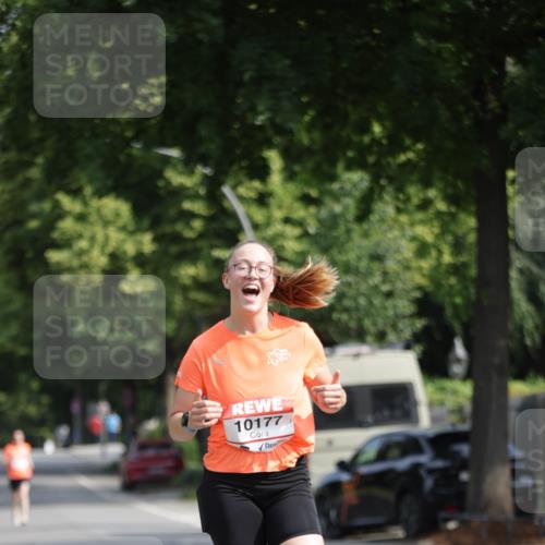 15.06.2025 - REWE Women's Run Jannik Wohlers http://msf.ph/oto/7937302 15.06.2025 08:43:07 Laufen 10177 meine-sportfotos.de