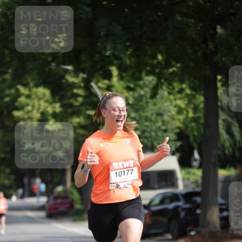 15.06.2025 - REWE Women's Run Jannik Wohlers http://msf.ph/oto/7937311 15.06.2025 08:43:07 Laufen 10177 meine-sportfotos.de
