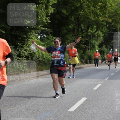 15.06.2025 - REWE Women's Run Jannik Wohlers http://msf.ph/oto/7937327 15.06.2025 10:13:57 Laufen 5093, 5384 meine-sportfotos.de