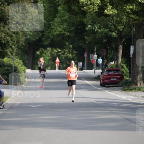 15.06.2025 - REWE Women's Run Jannik Wohlers http://msf.ph/oto/7937338 15.06.2025 08:43:10 Laufen 10191 meine-sportfotos.de